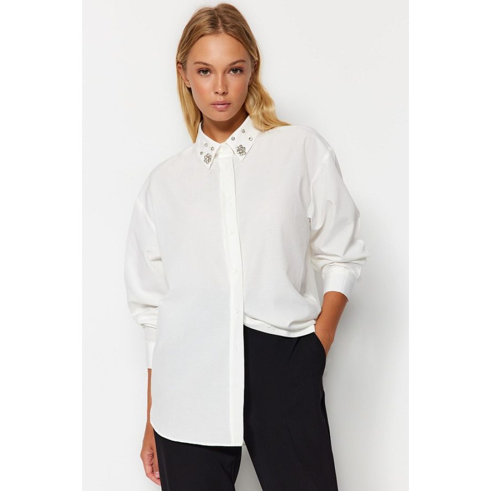 Trendyol Oversized Ecru Woven Shirt with Stone Collar Detail – Casual Chic