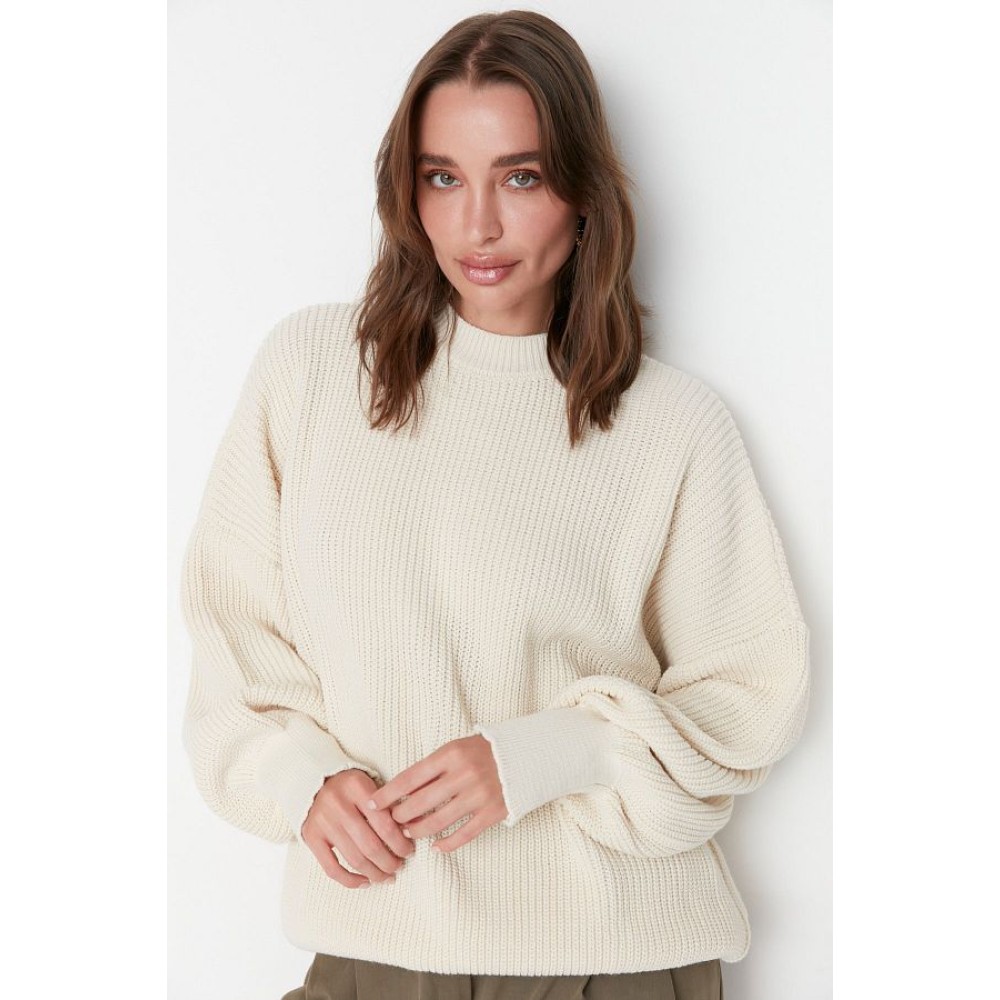 Oversized Knitwear Balloon Sleeve Crew Neck Sweater – Trendy Basics for All Seasons