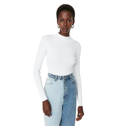 Trendyol White Slim Fit Ribbed High Collar Long Sleeve Knitted Blouse – Classic Elegance