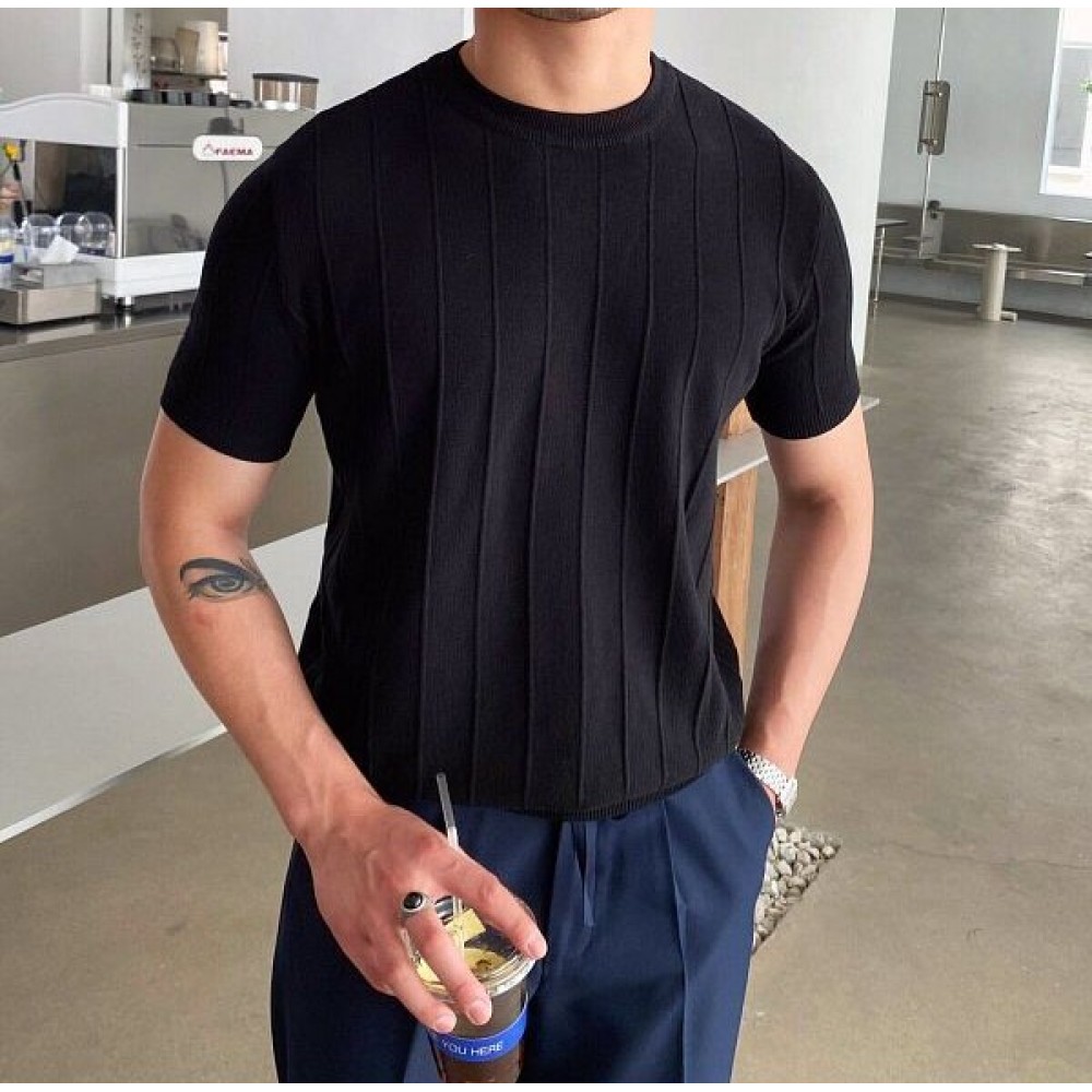 Black Men's Round Collar Knitted T-shirt with Striped Pattern